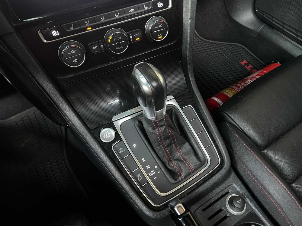 Volkswagen Golf GTI VIII 2.0 TSI 320PS 2015, H-108-FJ