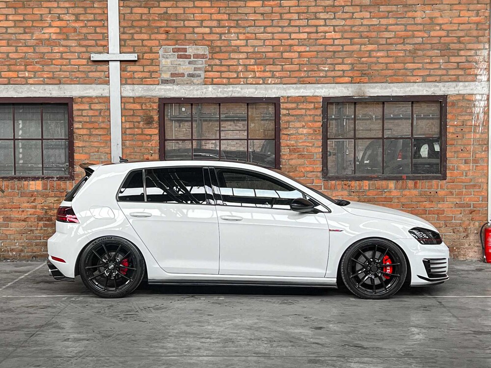 Volkswagen Golf GTI VIII 2.0 TSI 320PS 2015, H-108-FJ