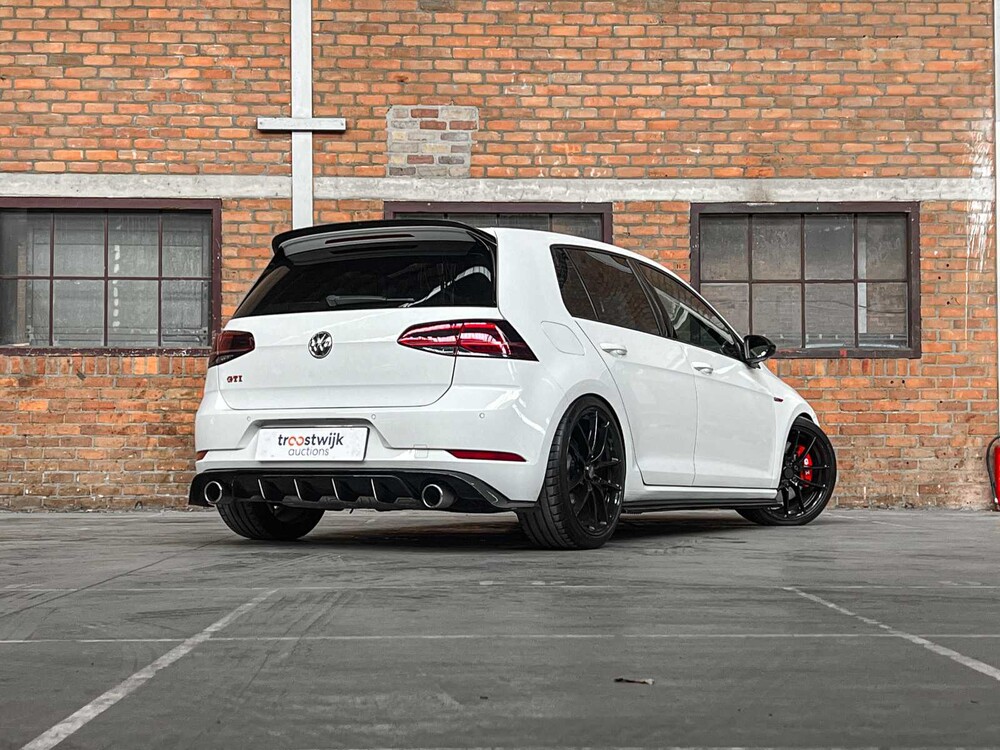 Volkswagen Golf GTI VIII 2.0 TSI 320PS 2015, H-108-FJ