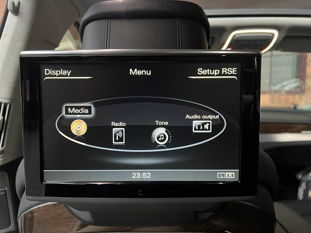 Audi A8 lang 6.3 W12 Quattro 500PS 2013