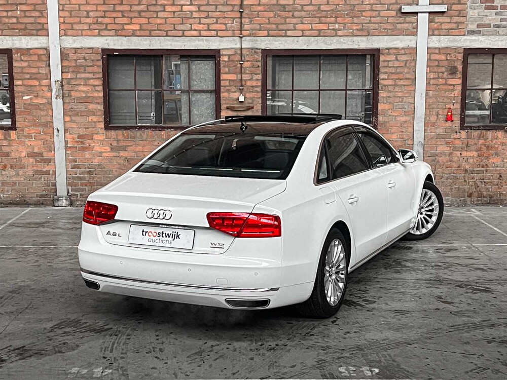 Audi A8 lang 6.3 W12 Quattro 500PS 2013