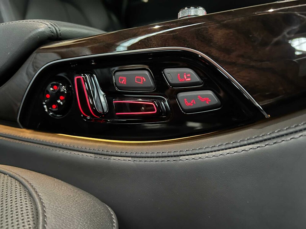 Audi A8 lang 6.3 W12 Quattro 500PS 2013