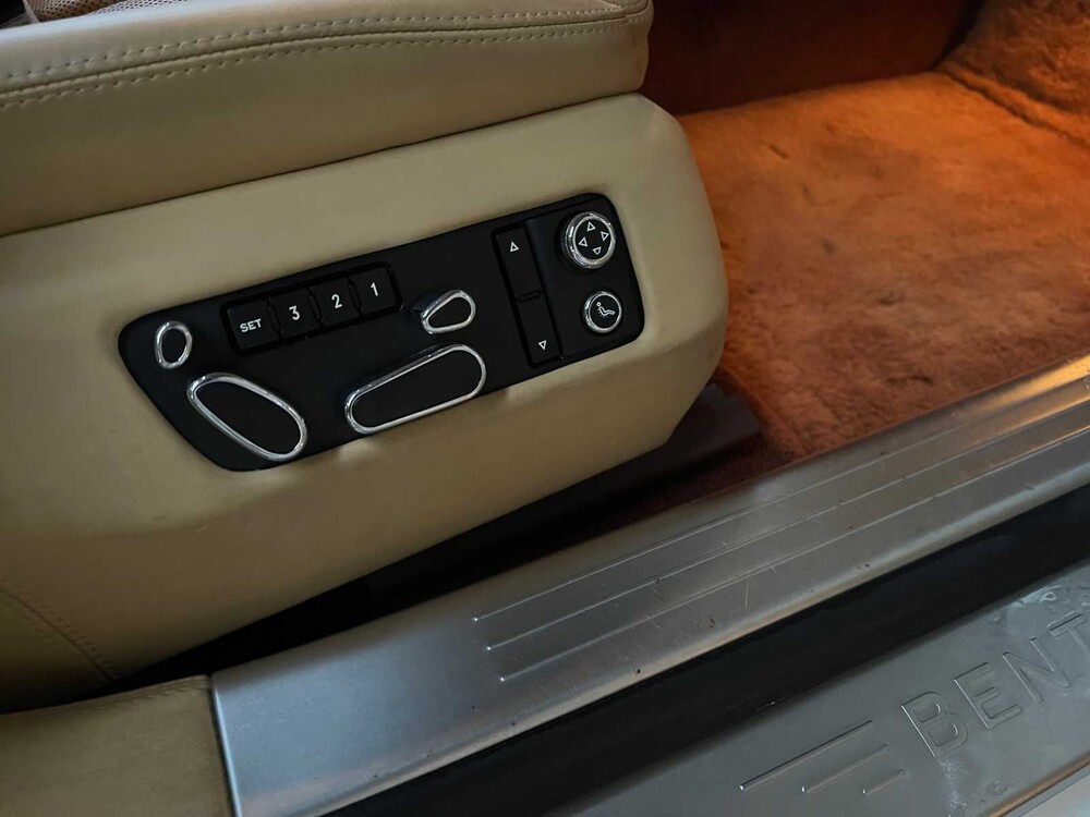 Bentley Continental Flying Spur 6.0 W12 525PS 2009 Youngtimer