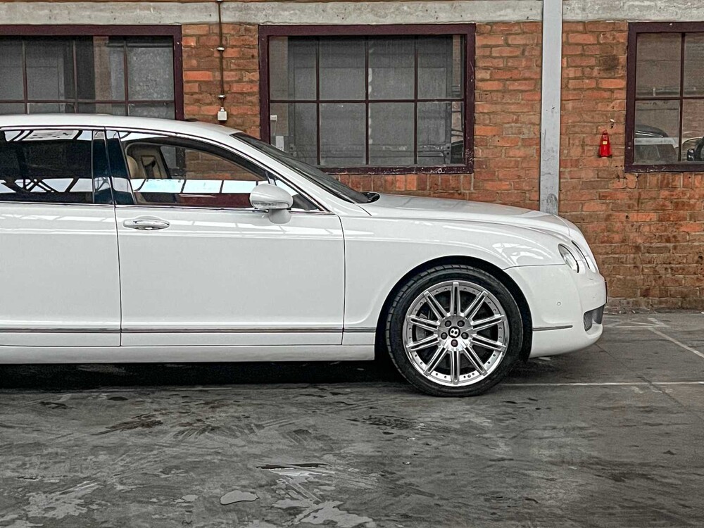 Bentley Continental Flying Spur 6.0 W12 525PS 2009 Youngtimer