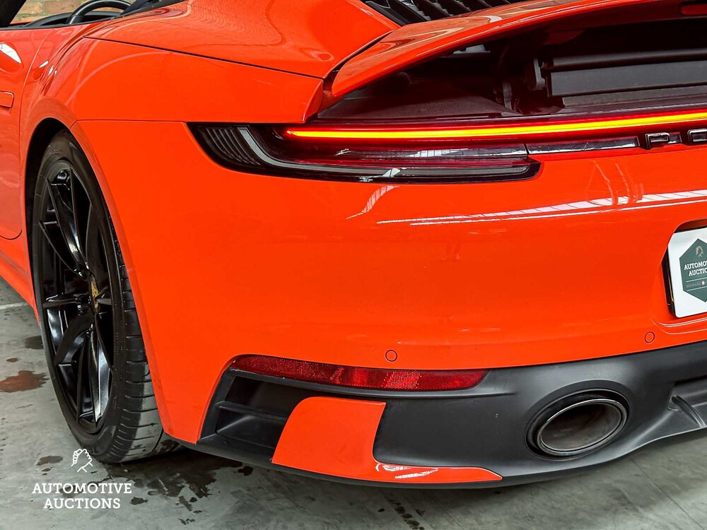 Porsche 911 Cabriolet Carrera S Sport-Design Sport-Chrono 450hp 2020-MY 992 NW-Model, J-293-FL