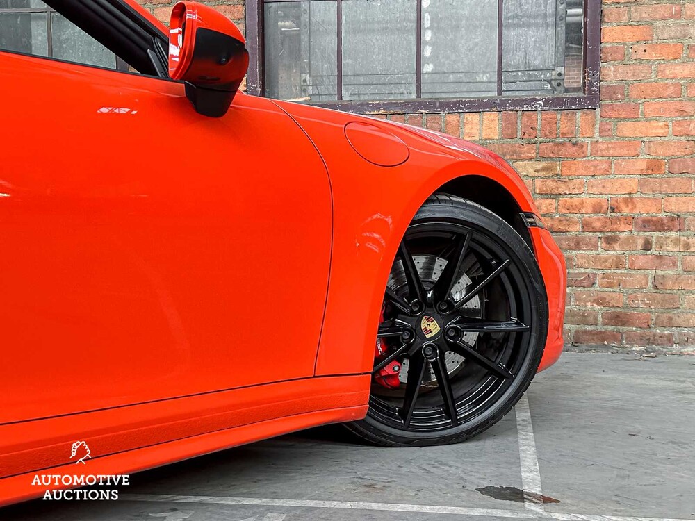 Porsche 911 Cabriolet Carrera S Sport-Design Sport-Chrono 450hp 2020-MY 992 NW-Model, J-293-FL