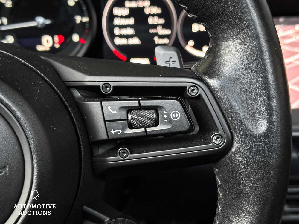 Porsche 911 Cabriolet Carrera S Sport-Design Sport-Chrono 450hp 2020-MY 992 NW-Model, J-293-FL