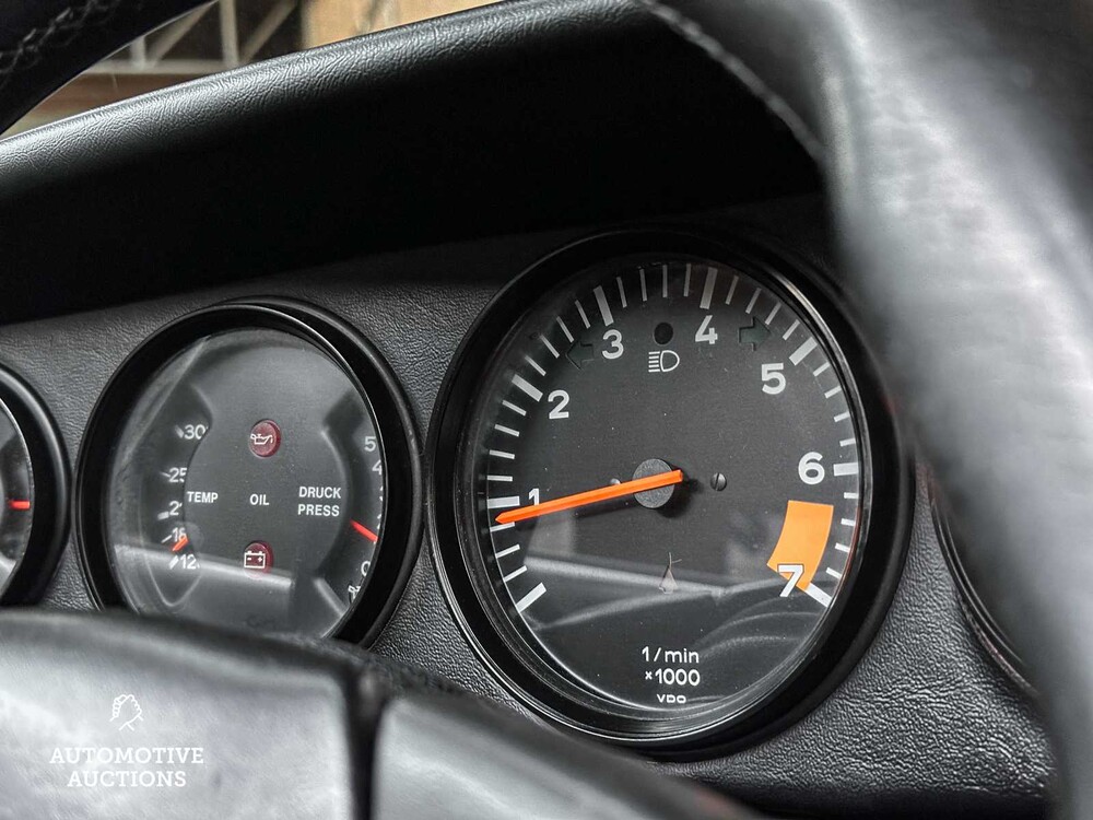 Porsche 911 Targa 3.2 231hp 1984, K-554-NB