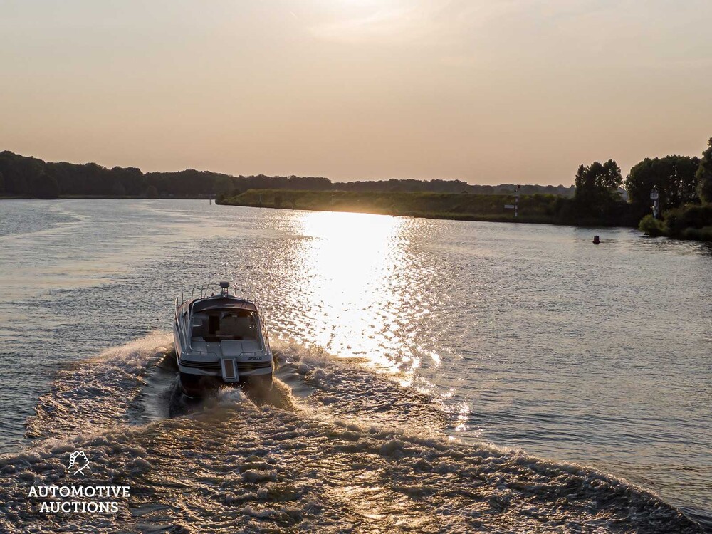 Pershing PERSHING 45 1220hp 2x V12 High-Performance Yacht