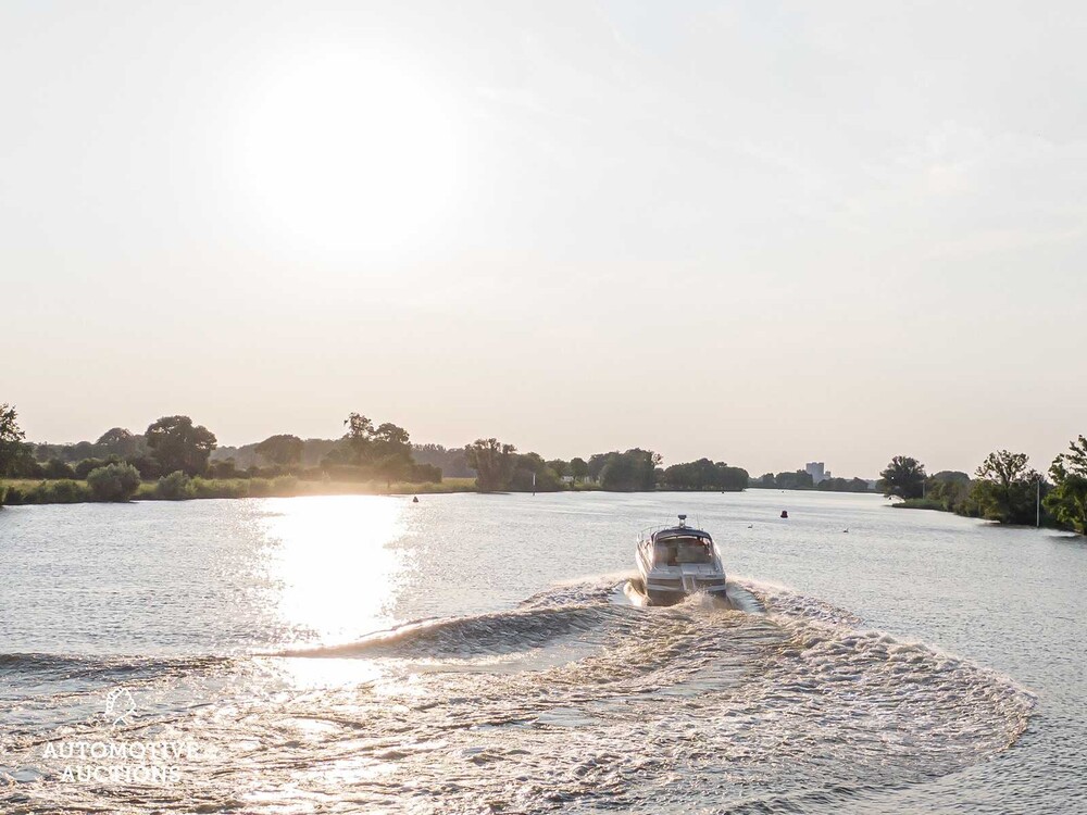 Pershing PERSHING 45 1220hp 2x V12 High-Performance Yacht
