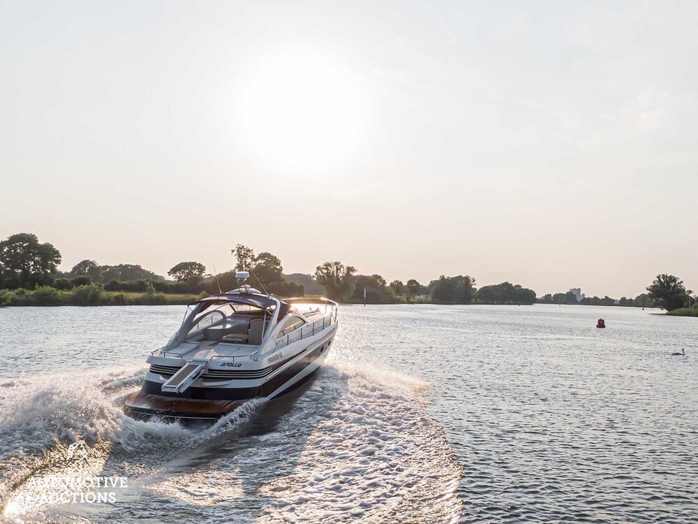 Pershing PERSHING 45 1220hp 2x V12 High-Performance Yacht