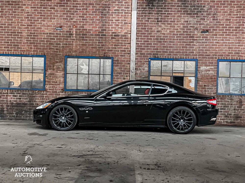 Maserati GranTurismo S 4.7 V8 440pk 2010