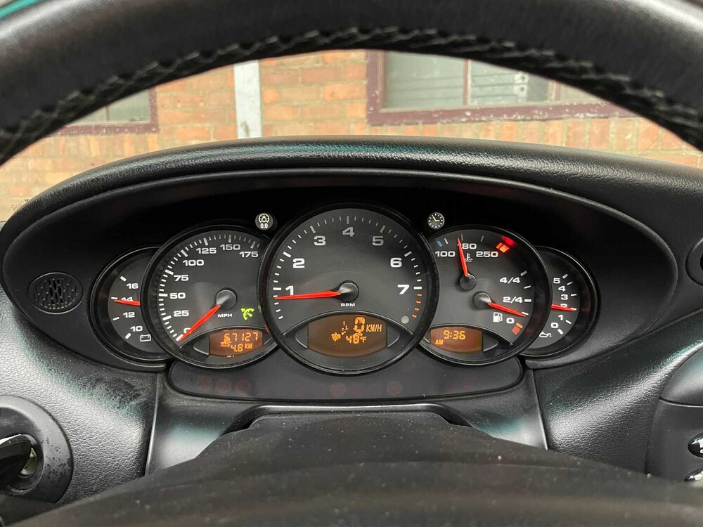 Porsche 911 996 Carrera Cabriolet 3.4 300pk 2001 Youngtimer