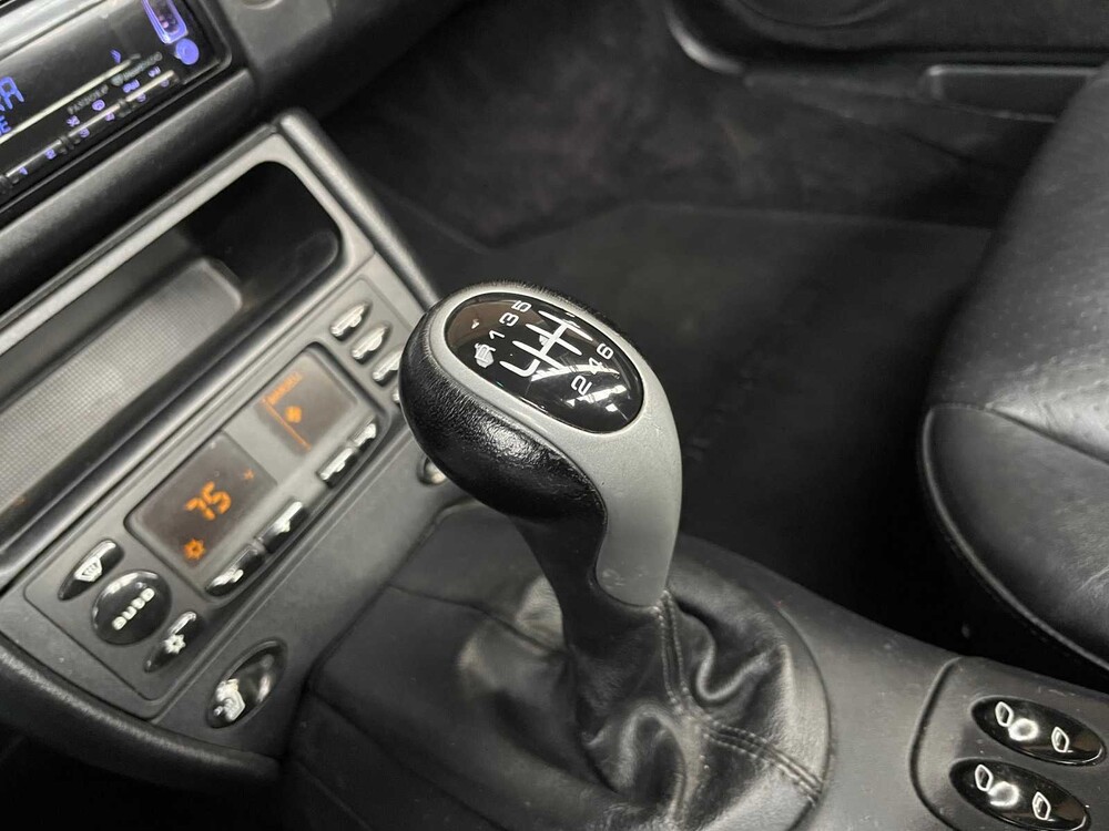 Porsche 911 996 Carrera Cabriolet 3.4 300pk 2001 Youngtimer