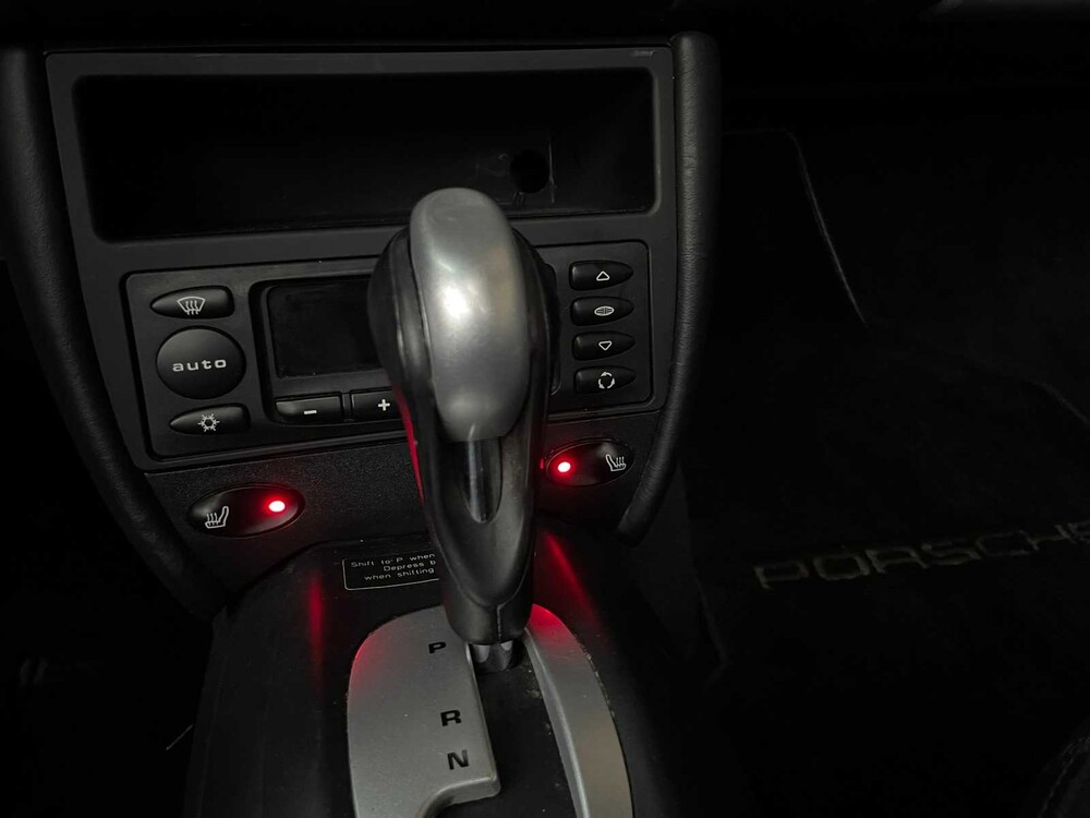 Porsche 911 996 Carrera Cabriolet 3.6 320pk 2004 Youngtimer