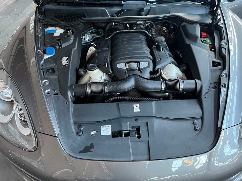 Porsche Cayenne S 4.8 V8 400pk 2011 Sport-Chrono