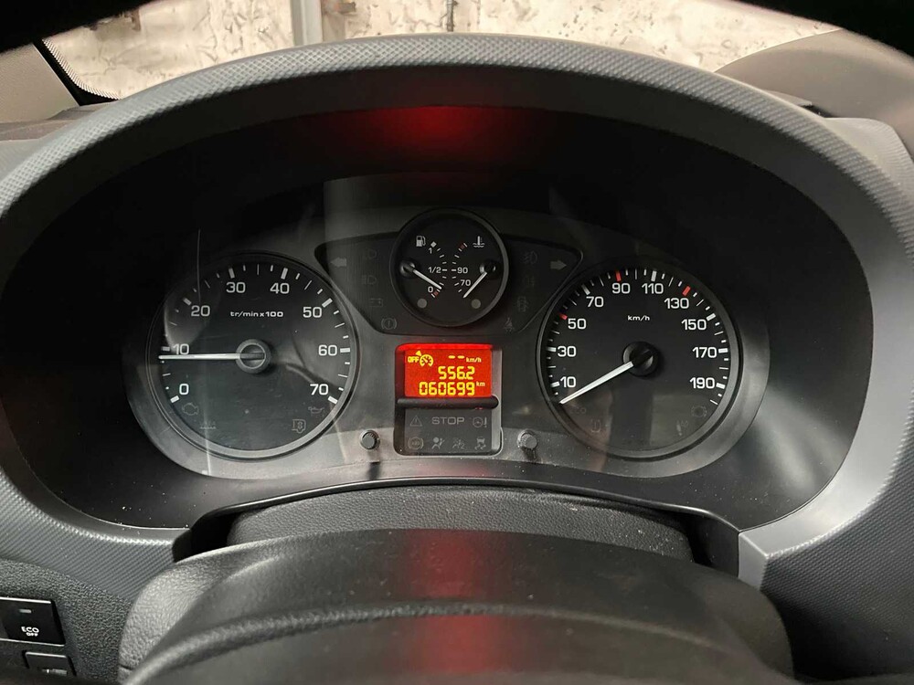 Citroen Berlingo GB 1.6 BlueHDi 100PS S&S 2pl Club Economy 99PS 2016 -Orig. NL-, VV-864-F