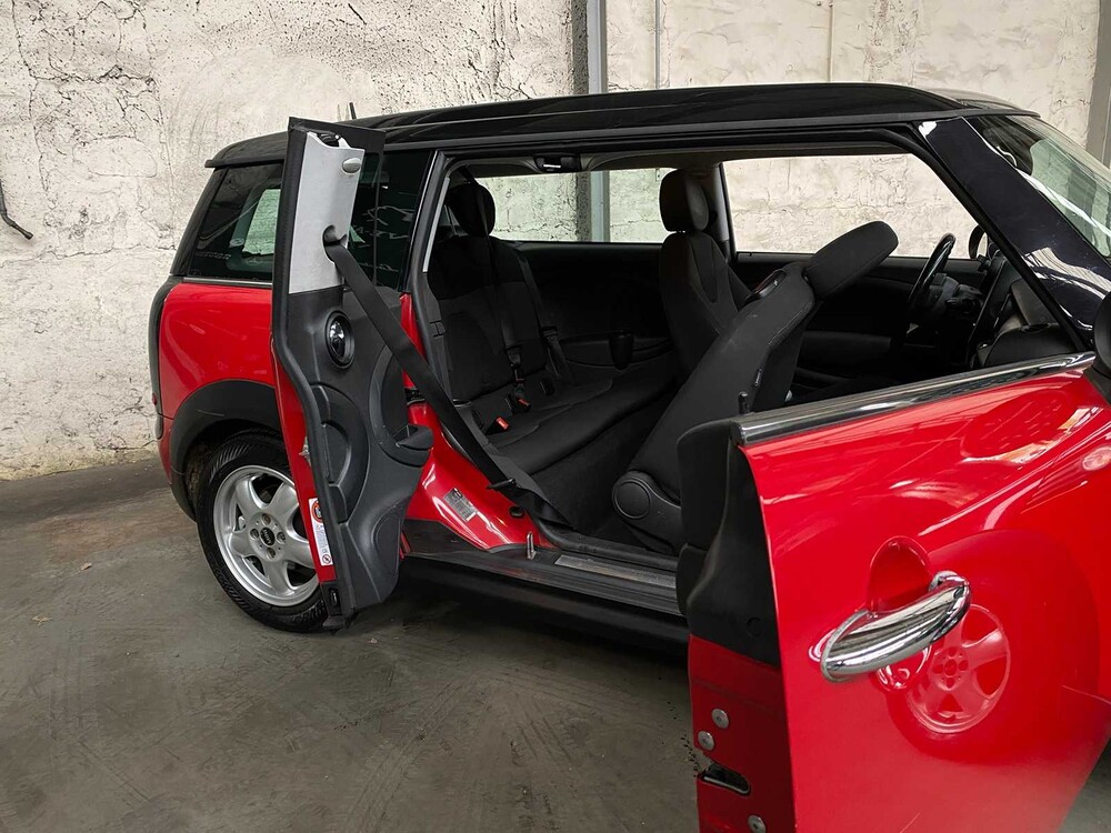  Mini Clubman 1.6 Cooper Bns Line 120pk 2010 -Orig. NL-, 10-LKN-6