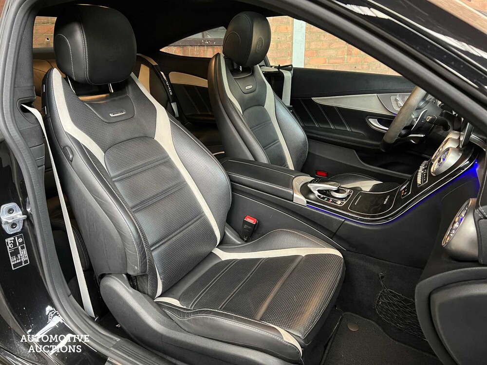 Mercedes-Benz C63s AMG Coupe 510pk V8 BI-Turbo FACELIFT 2019 NIGHT-Edition