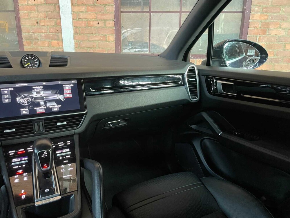 Porsche Cayenne E-Hybrid 3.0 V6 462pk 2019 Plug-In (ORIG-NL + 1e EIG), G-125-KD