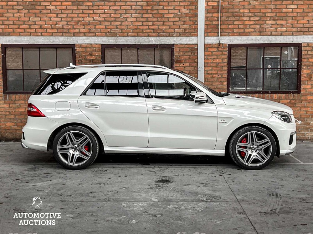 Mercedes-Benz ML63 AMG 5.5 V8 Performance Pack 557PS 2014 M-Klasse, KT-808-X