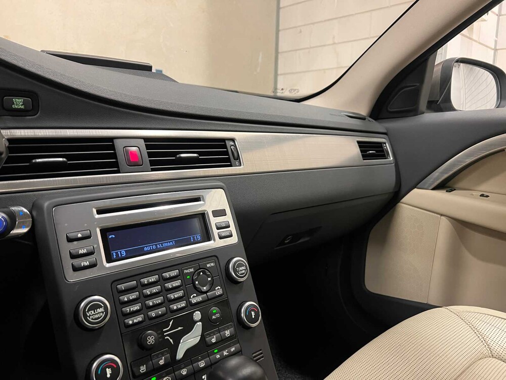 Volvo S80 4.4 V8 AWD Summum 315PS 2006, 22-ZB-PH Youngtimer