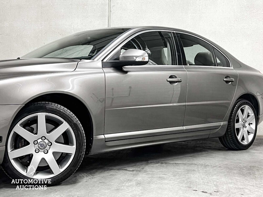 Volvo S80 4.4 V8 AWD Summum 315PS 2006, 22-ZB-PH Youngtimer