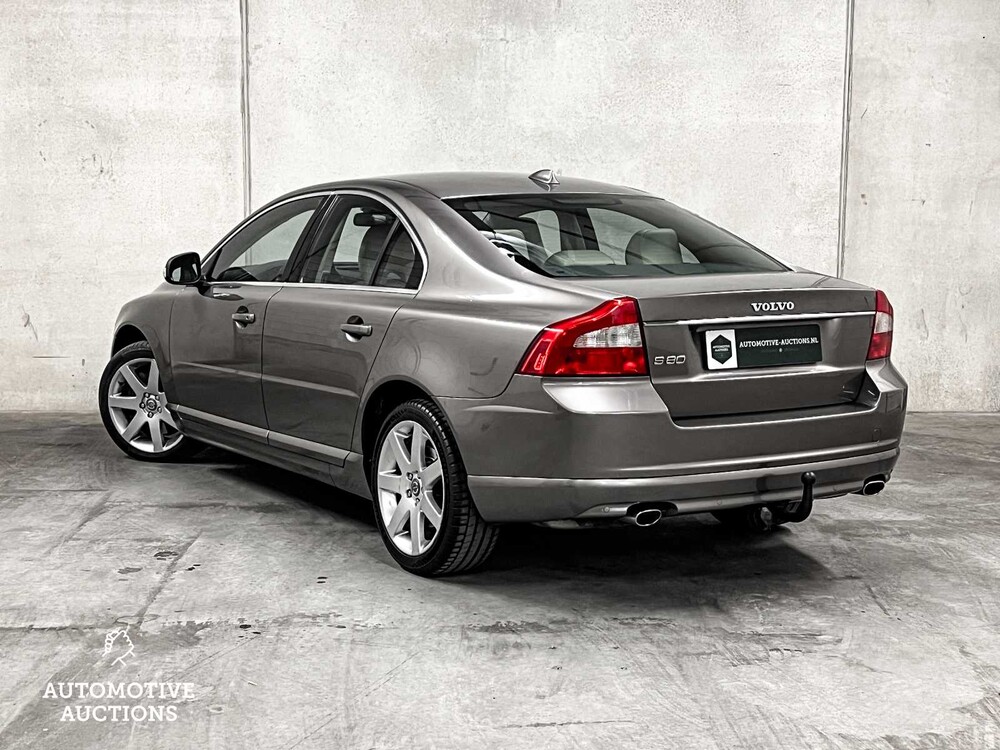 Volvo S80 4.4 V8 AWD Summum 315PS 2006, 22-ZB-PH Youngtimer