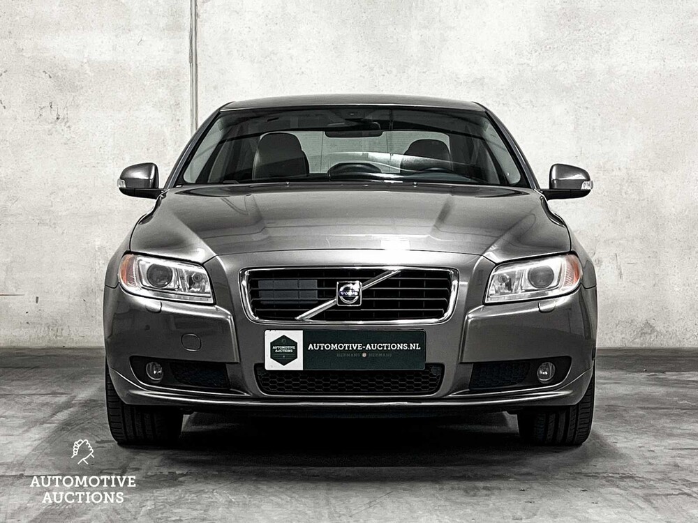 Volvo S80 4.4 V8 AWD Summum 315PS 2006, 22-ZB-PH Youngtimer