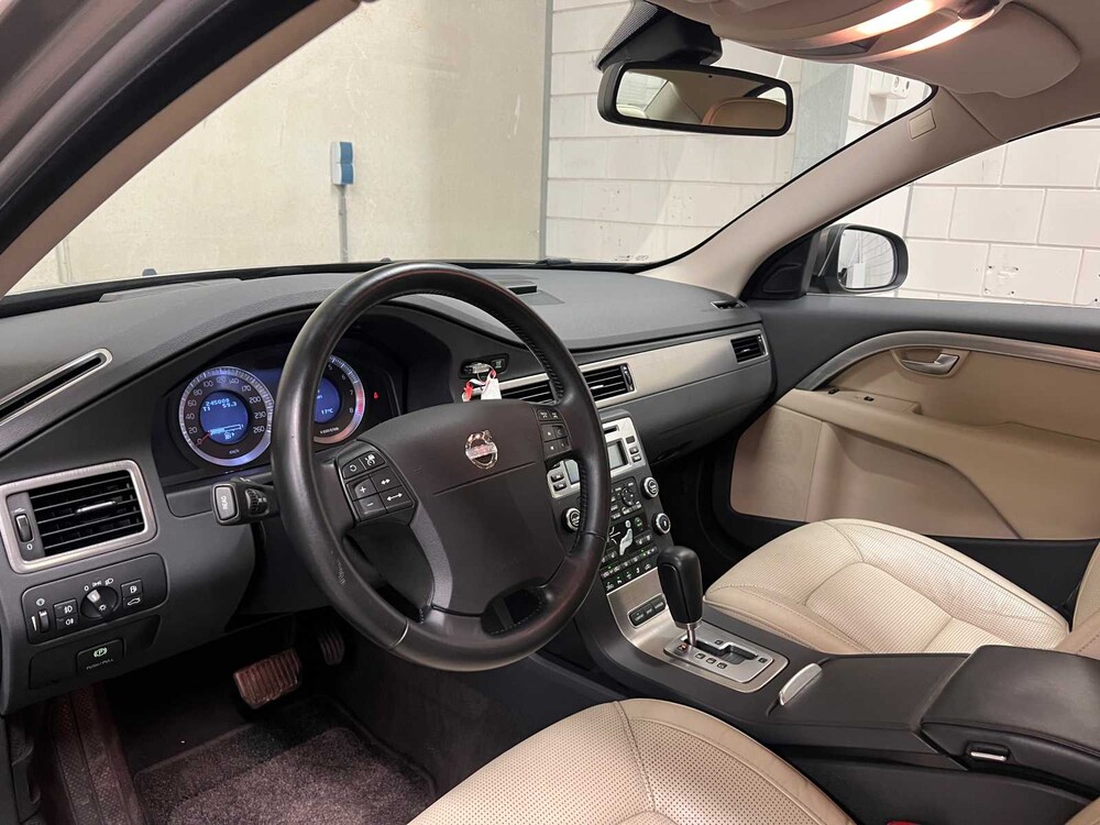 Volvo S80 4.4 V8 AWD Summum 315PS 2006, 22-ZB-PH Youngtimer