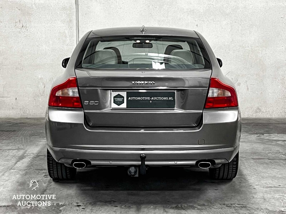 Volvo S80 4.4 V8 AWD Summum 315PS 2006, 22-ZB-PH Youngtimer