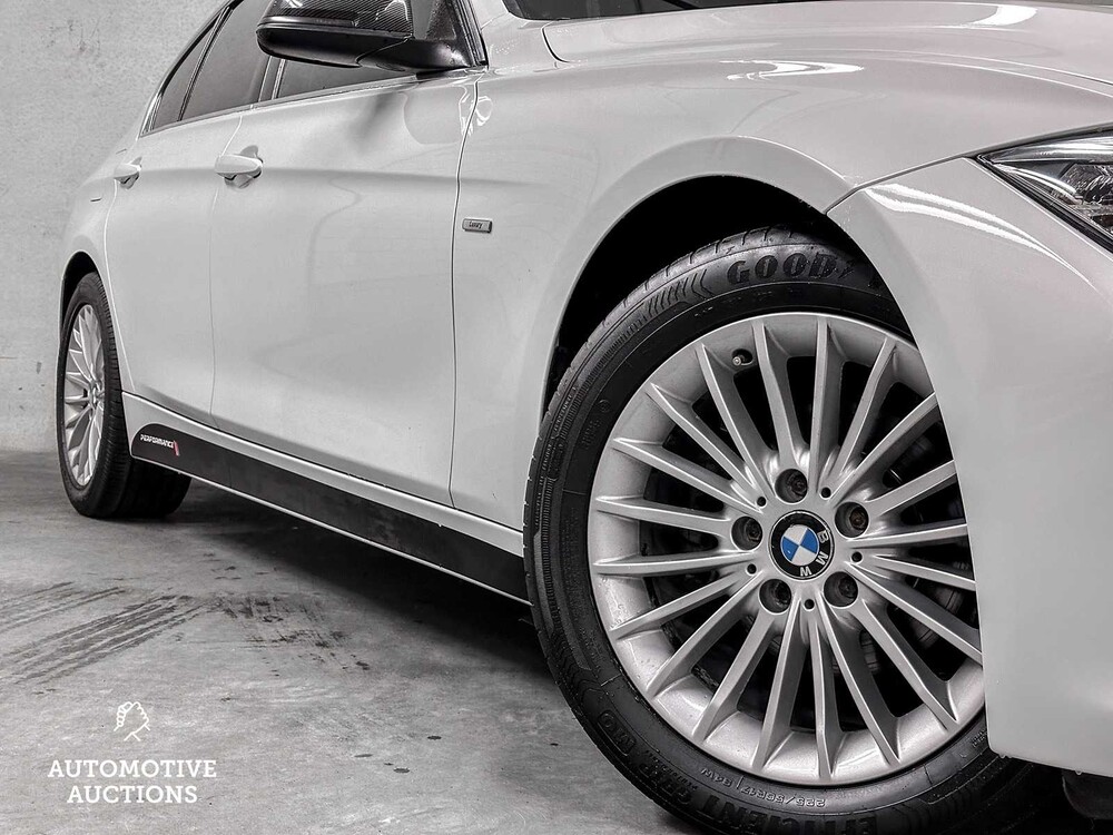 BMW 320i High Executive 184hp 2012 F30 3-Series (ORIGINAL-UK), 97-TSH-3
