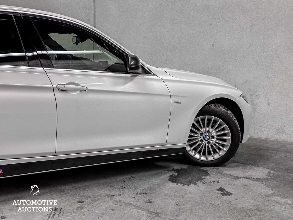 BMW 320i High Executive 184hp 2012 F30 3-Series (ORIGINAL-UK), 97-TSH-3
