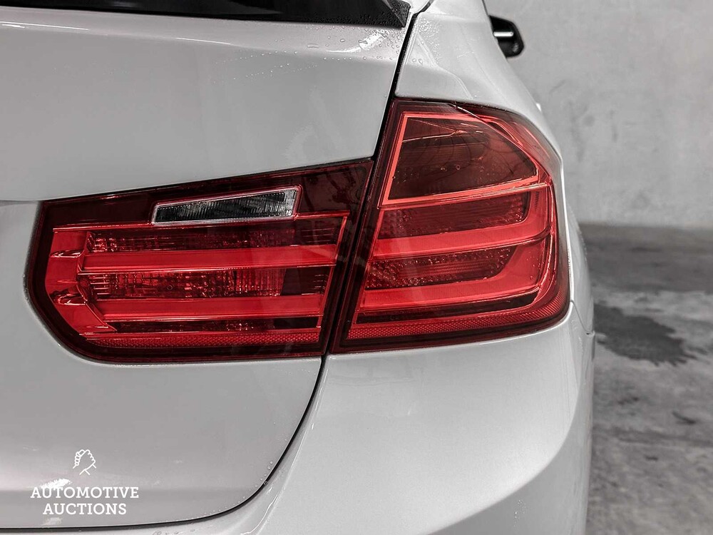 BMW 320i High Executive 184hp 2012 F30 3-Series (ORIGINAL-UK), 97-TSH-3