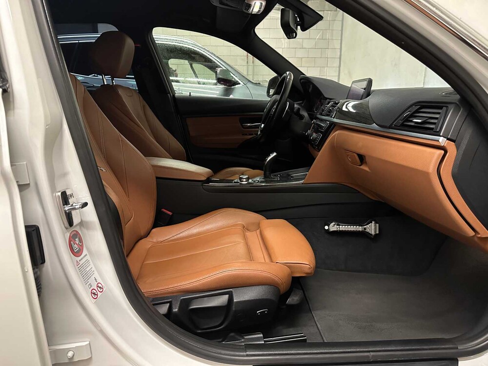 BMW 320i High Executive 184hp 2012 F30 3-Series (ORIGINAL-UK), 97-TSH-3