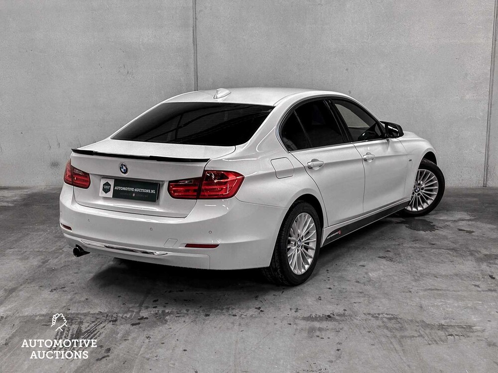 BMW 320i High Executive 184hp 2012 F30 3-Series (ORIGINAL-UK), 97-TSH-3