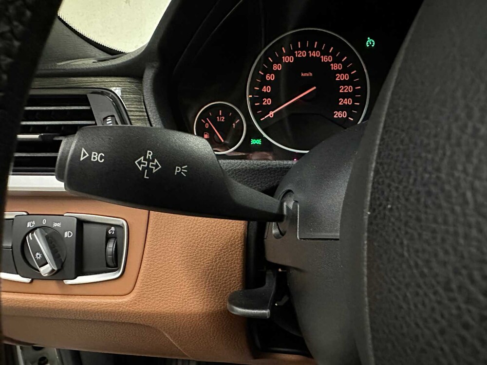 BMW 320i High Executive 184hp 2012 F30 3-Series (ORIGINAL-UK), 97-TSH-3