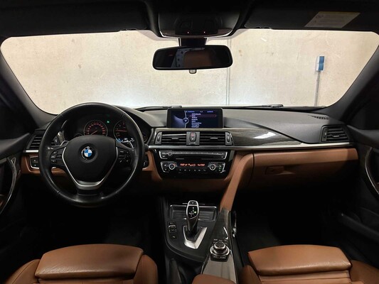 BMW 320i High Executive 184pk 2012 F30 3-serie (ORIGINEEL-NL), 97-TSH-3