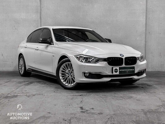 BMW 320i High Executive 184pk 2012 F30 3-serie (ORIGINEEL-NL), 97-TSH-3