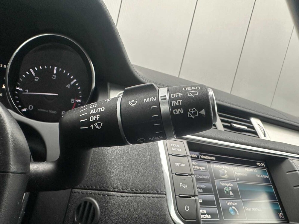 Land Rover Range Rover Evoque 2.2 TD4 4WD Pure Business Edition 150PS 2015 ORIG-NL, GG-405-T 