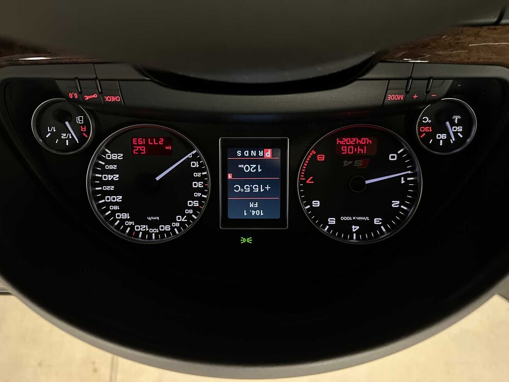 Audi S4 Avant 4.2 V8 Quattro Pro Line 344PS APK 2004, XR-628-F -Youngtimer-