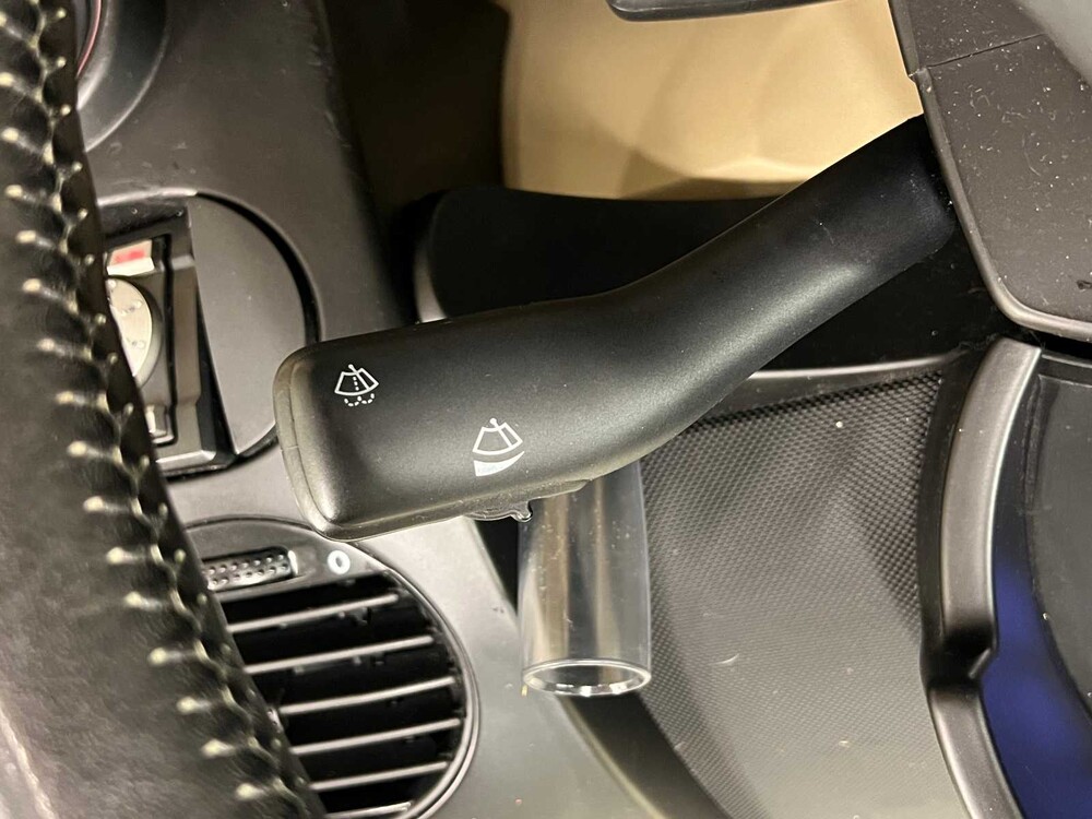 Volkswagen New Beetle Cabriolet 1.6 Highline 102PS 2003, 5-ZPV-59