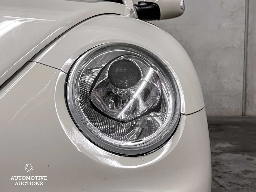 Volkswagen New Beetle Cabriolet 1.6 Highline 102PS 2003, 5-ZPV-59