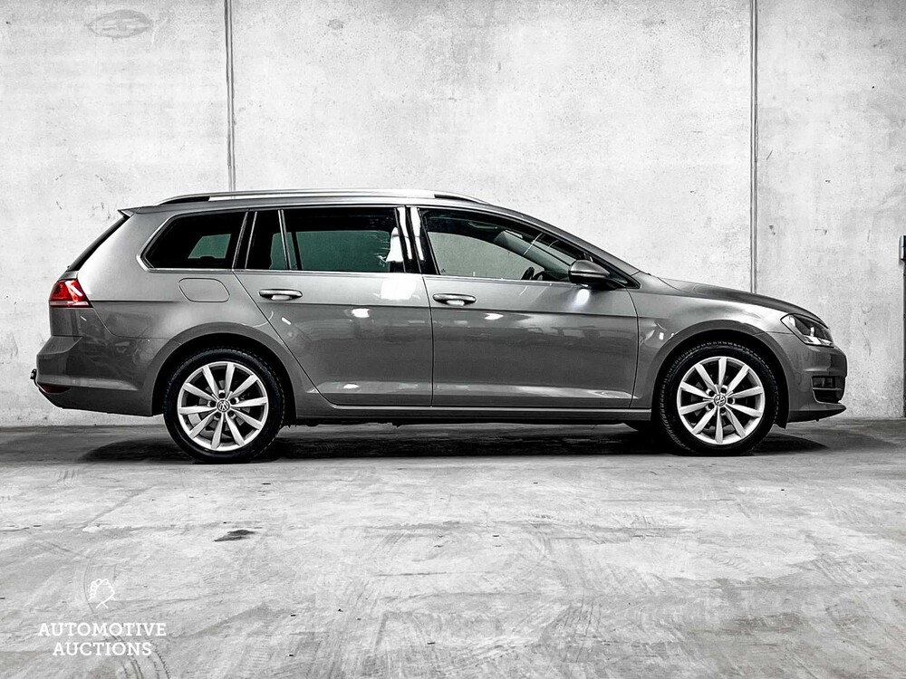 Volkswagen Golf Variant 1.6 TDI Connected Series 110PS 2017 ORIG-NL, NJ-302-T