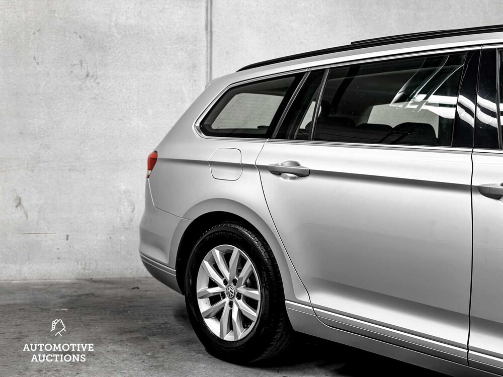 Volkswagen Passat Variant 1.6 TDI Connected Series Plus 120PS 2017, L-560-SZ