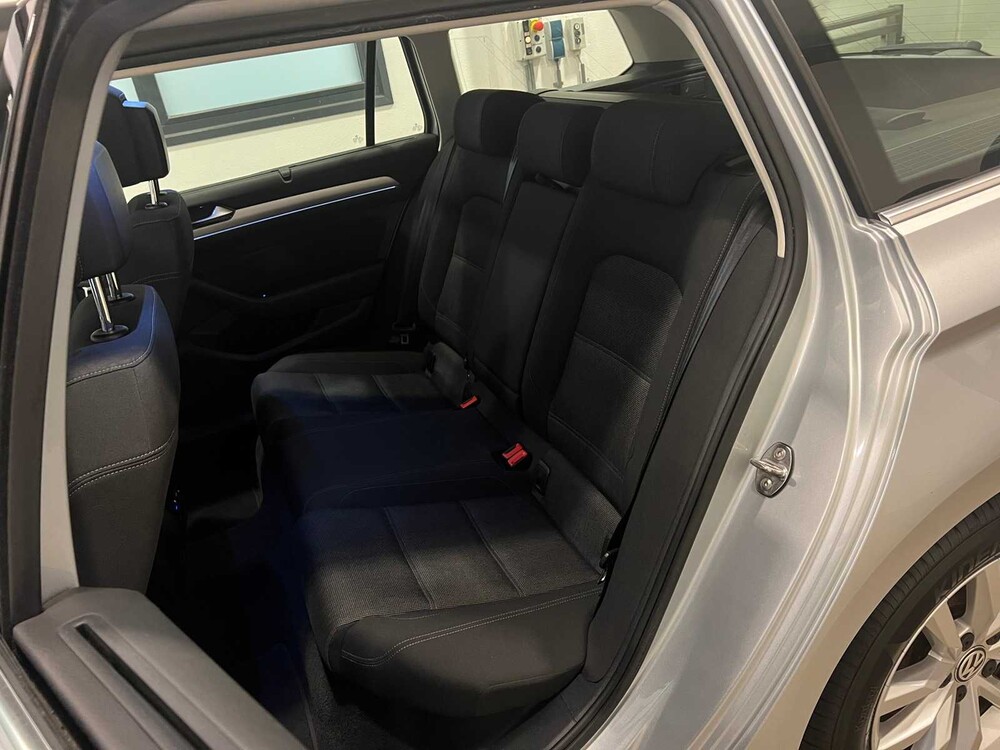 Volkswagen Passat Variant 1.6 TDI Connected Series Plus 120PS 2017, L-560-SZ