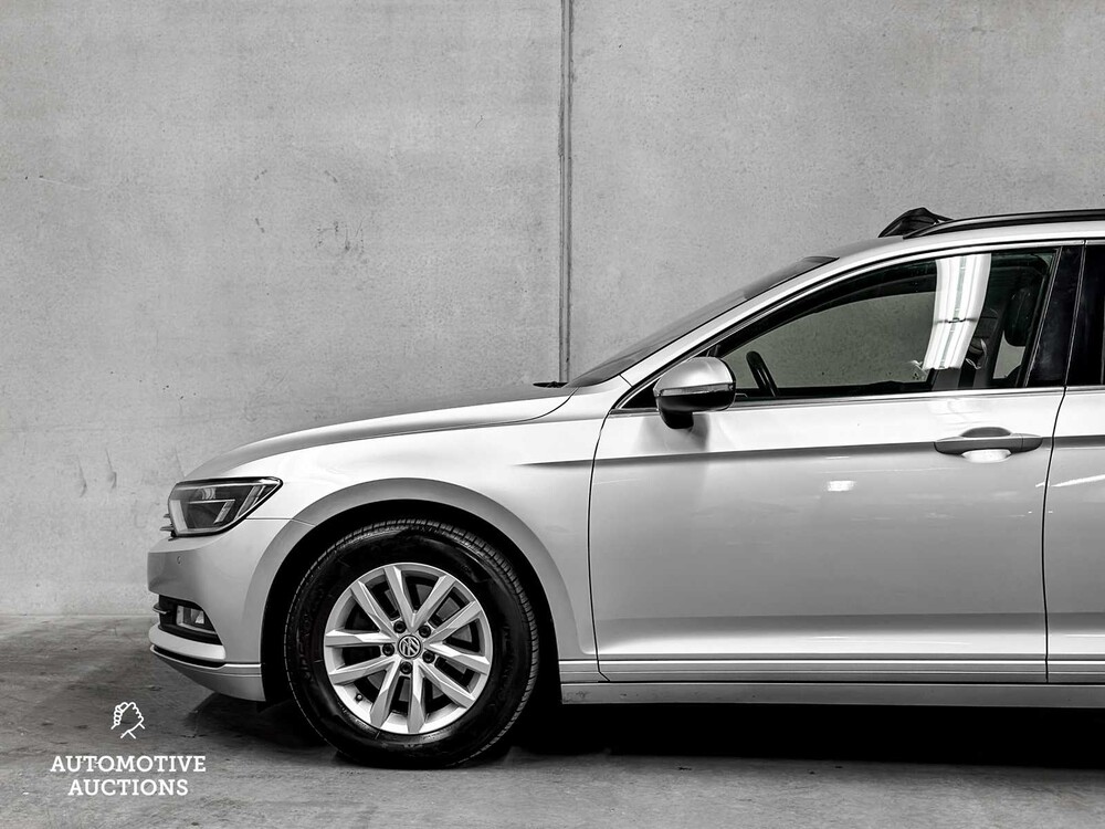 Volkswagen Passat Variant 1.6 TDI Connected Series Plus 120PS 2017, L-560-SZ