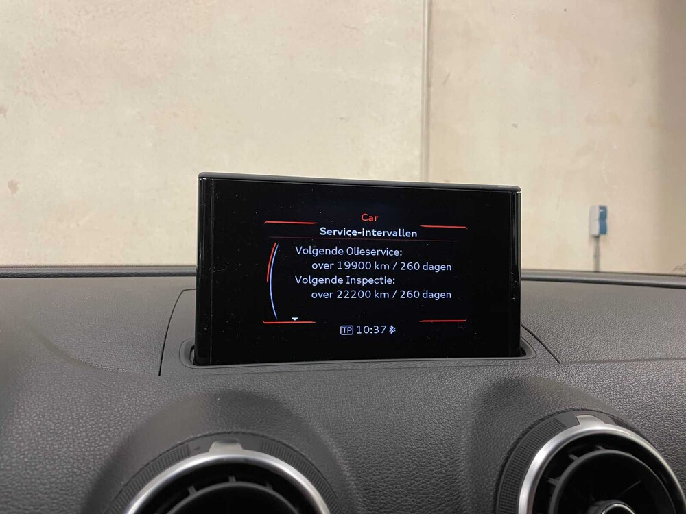 Audi A3 Sportback 1.4 TFSI S-Tronic CoD Attraction Pro Line 150PS 2015 ORIG-GB, 2-ZRG-24