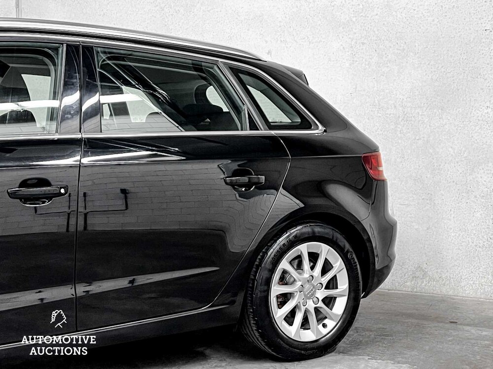 Audi A3 Sportback 1.4 TFSI S-Tronic CoD Attraction Pro Line 150PS 2015 ORIG-GB, 2-ZRG-24