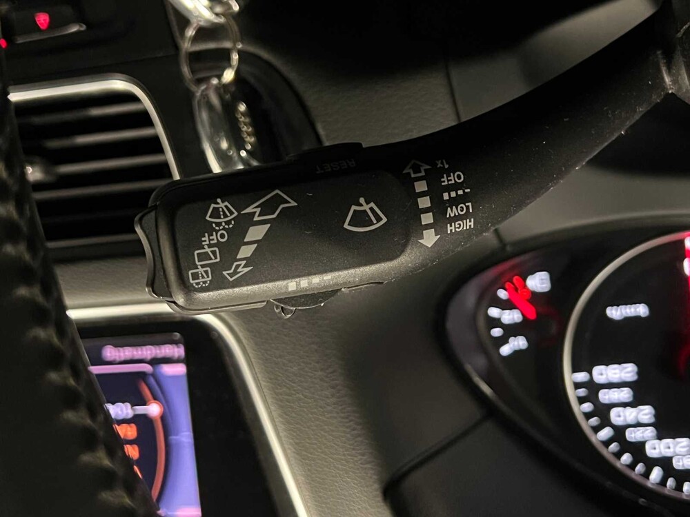 Audi Q5 2.0 TFSI Quattro Pro Line 211PS 2011 (ORIGINAL-DE), 32-RPG-8